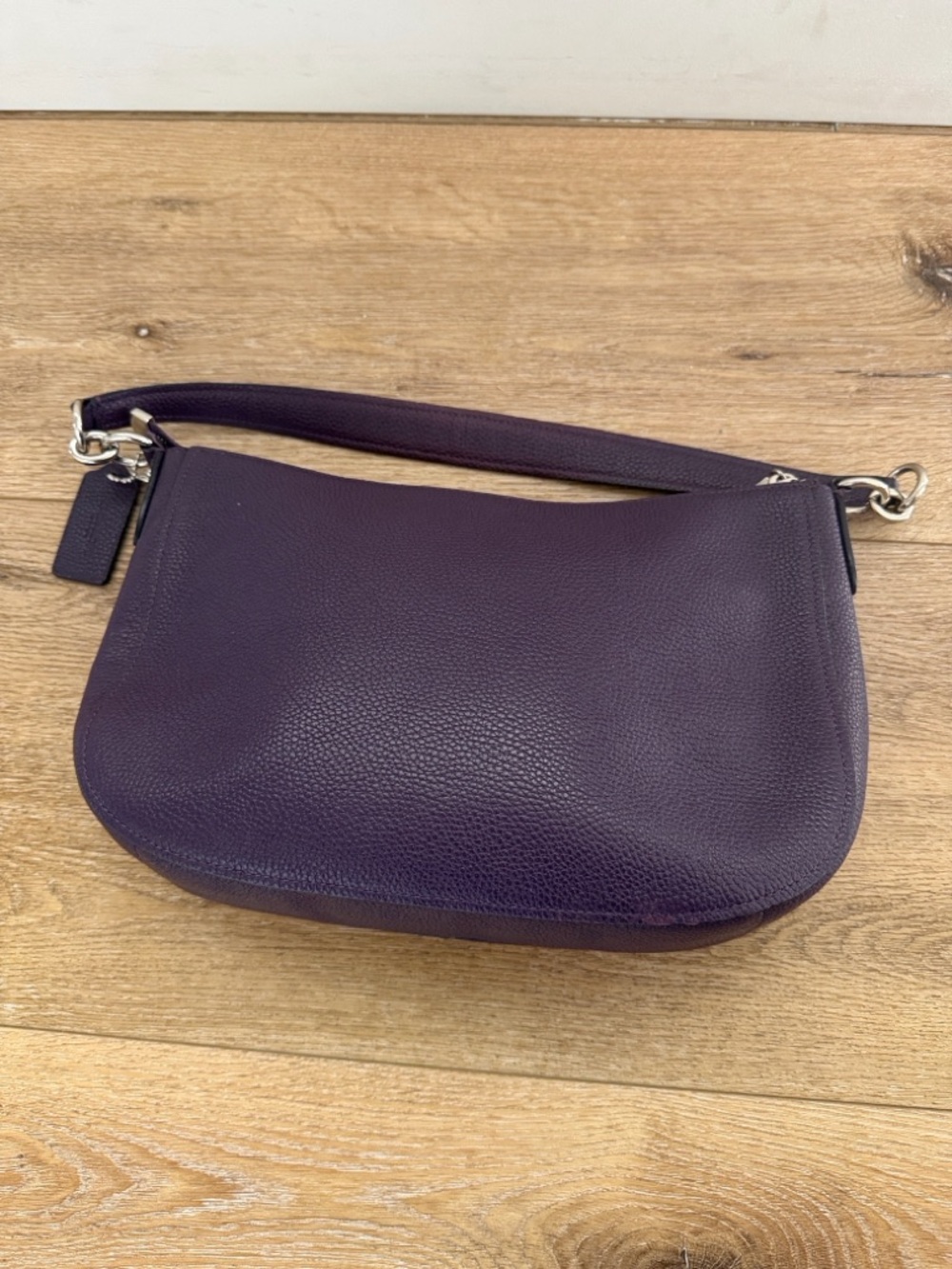 Coach Pebbled Shoulder Bag - Plum with Black Strap - Picture 7 of 9